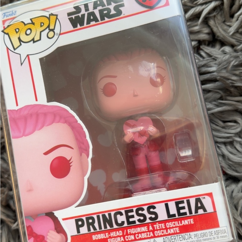 Disney Star Wars Princess Leia Pop! Figure - Pink